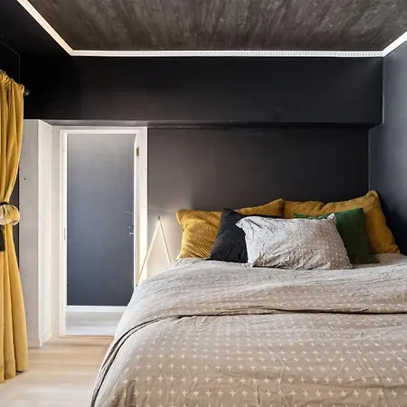 Luxurious Arctic Aurora Apartment *