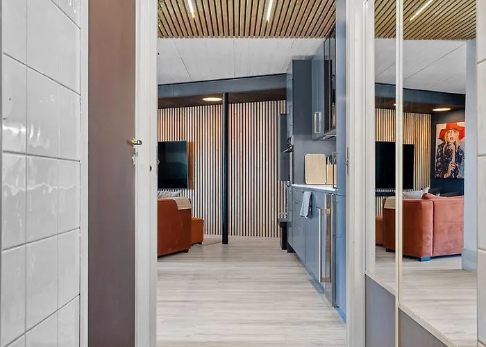 Luxurious Arctic Aurora Apartment דירה