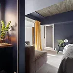 Luxurious Arctic Aurora Apartman