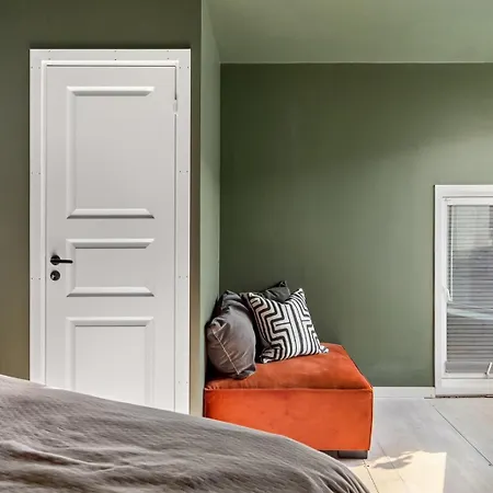Luxurious Arctic Aurora Apartman